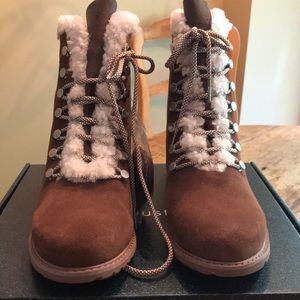 NWT Anthro EMU Australia Boots